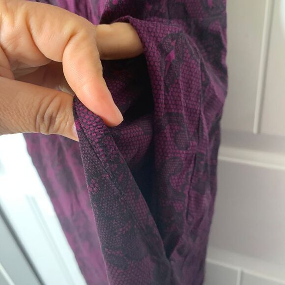 Torrid Purple animal snake Maxi Dress Flutter Sleeve V-Neck Romantic Size large - Picture 3 of 7